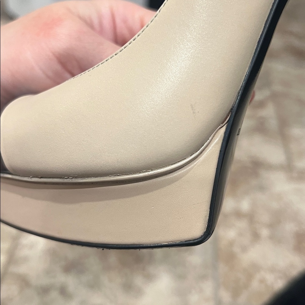 Heels Shoes Nude Beige Black sz 7.5 - Picture 11 of 15